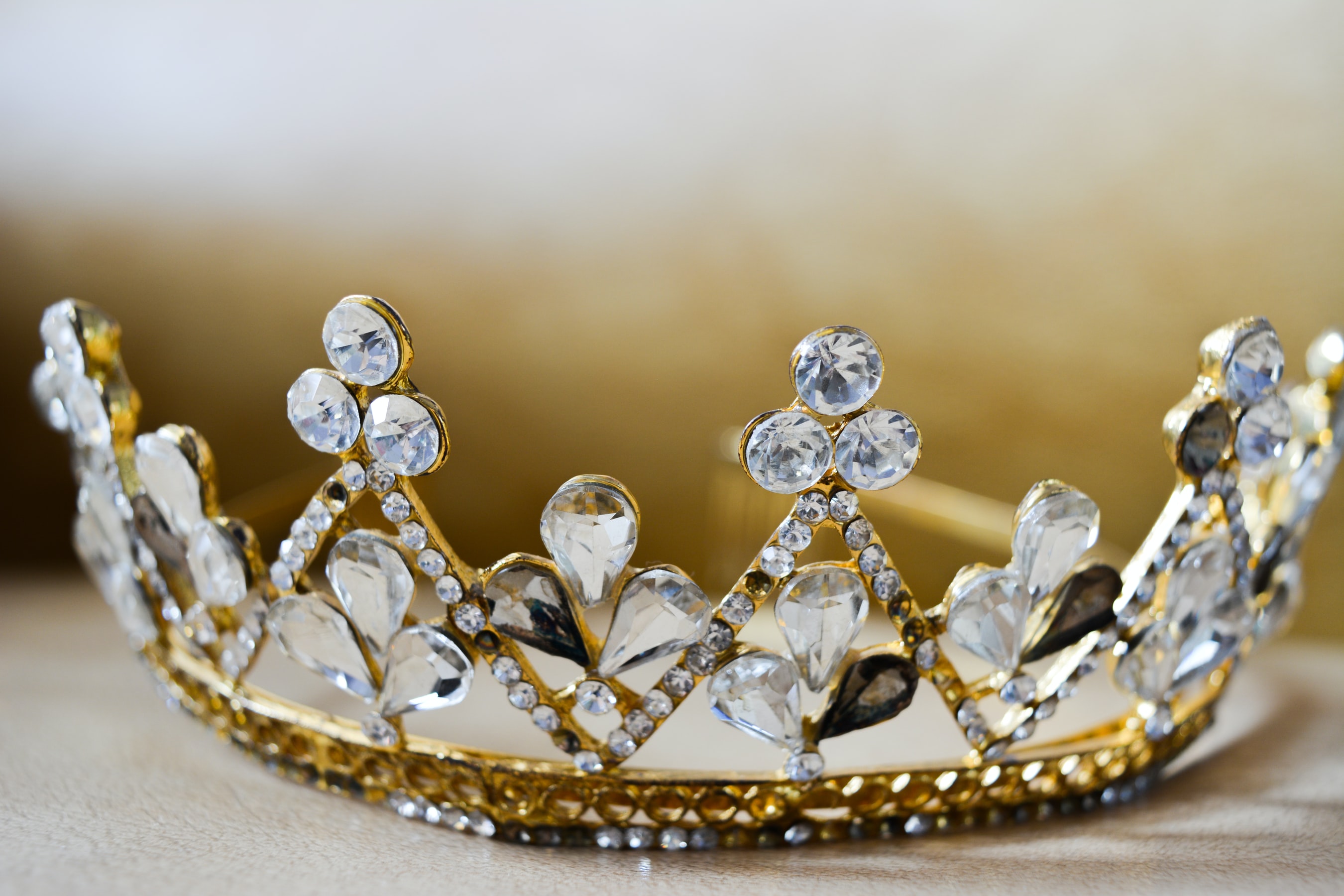 The Best Tiaras for Regency Lovers, Bridgerton